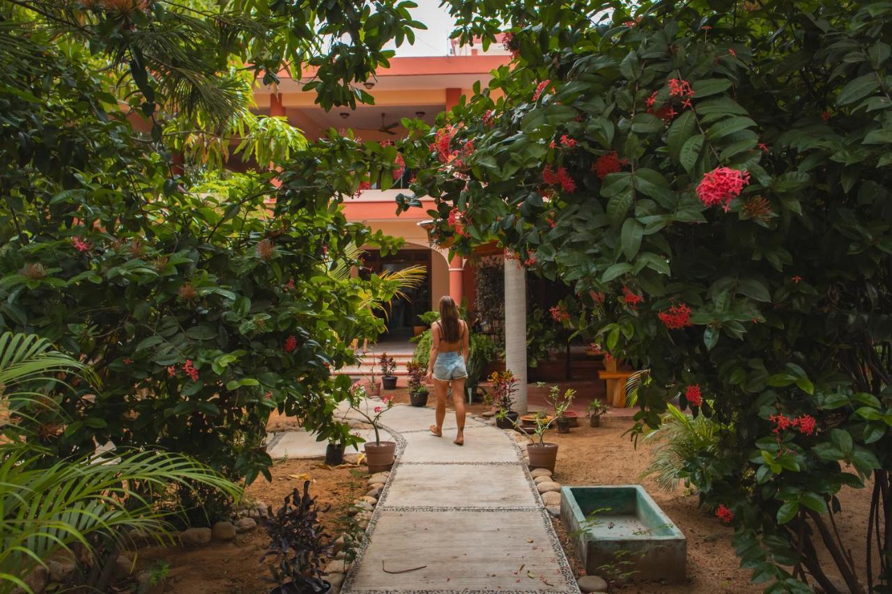 La Casona Hostel Puerto Escondido  Ngoại thất bức ảnh